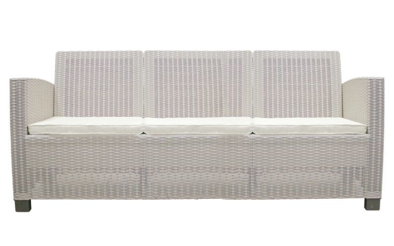 Cómo mantener y limpiar tus muebles de plástico para una larga vida útil en Aruba